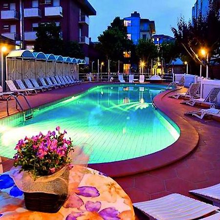 Hotel Rosalba - Valentini Family Village Bellaria-Igea Marina Ngoại thất bức ảnh