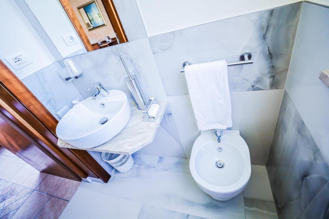Hotel Rosalba - Valentini Family Village Bellaria-Igea Marina Ngoại thất bức ảnh