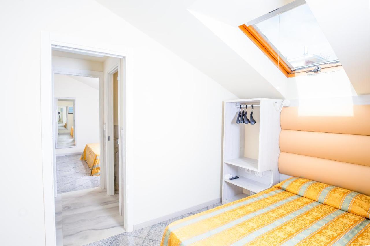 Hotel Rosalba - Valentini Family Village Bellaria-Igea Marina Ngoại thất bức ảnh
