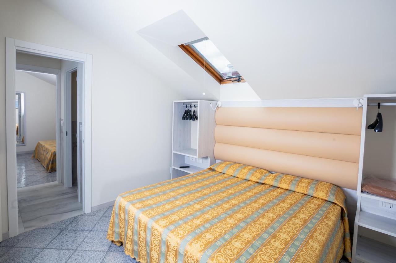 Hotel Rosalba - Valentini Family Village Bellaria-Igea Marina Ngoại thất bức ảnh