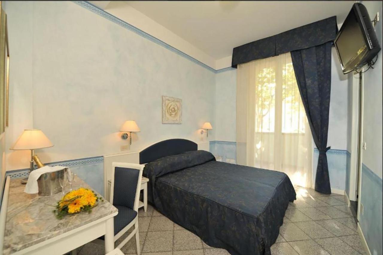 Hotel Rosalba - Valentini Family Village Bellaria-Igea Marina Ngoại thất bức ảnh